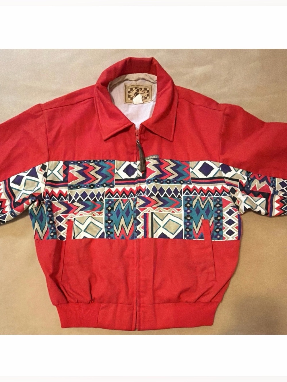 Walker men’s Red Azteca Geometric Print Zip-Up Jacket size L excellent condition